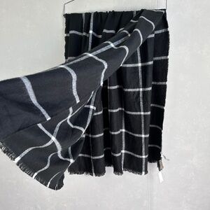 LOFT blanket scarf  76x41.5 in black plaid fringe trim NEW